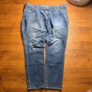 Old Navy Women's Straight Leg Jeans - Blue